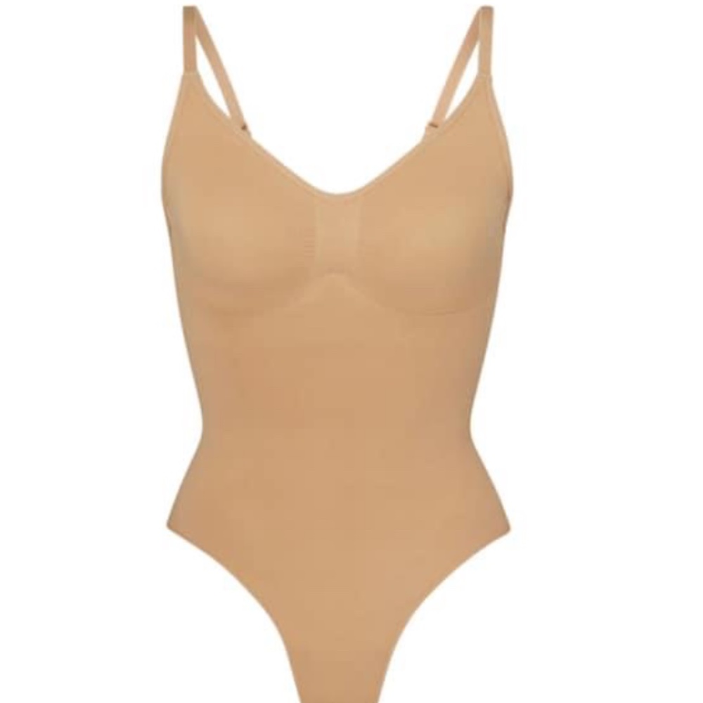 Skims SEAMLESS SCULPT THONG BODYSUIT I OCHRE